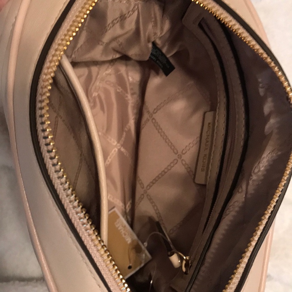 Authentic Michael Kors Crossbody Bag - Picture 5 of 7